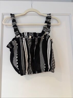 Elan matching set black and white crop top with shorts